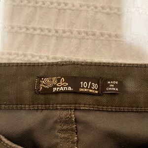 2 Pairs of Prana Jeans - Dark Green & Classic Jean